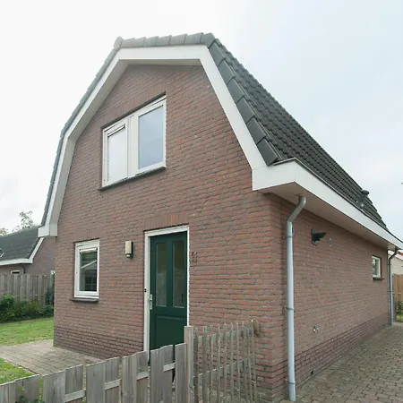 Nice House With Large Garden In And Near The Sea